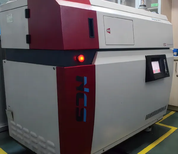 เครื่องสเปกโตรมิเตอร์แบบการปล่อยแสง (OES)